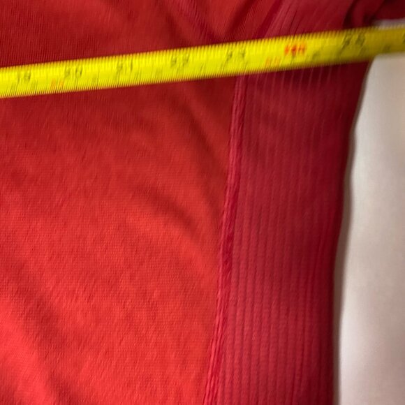 Patagonia Capilene Midweight 1/4 Zip Base Layer – Red – XL Men’s - Picture 4 of 7